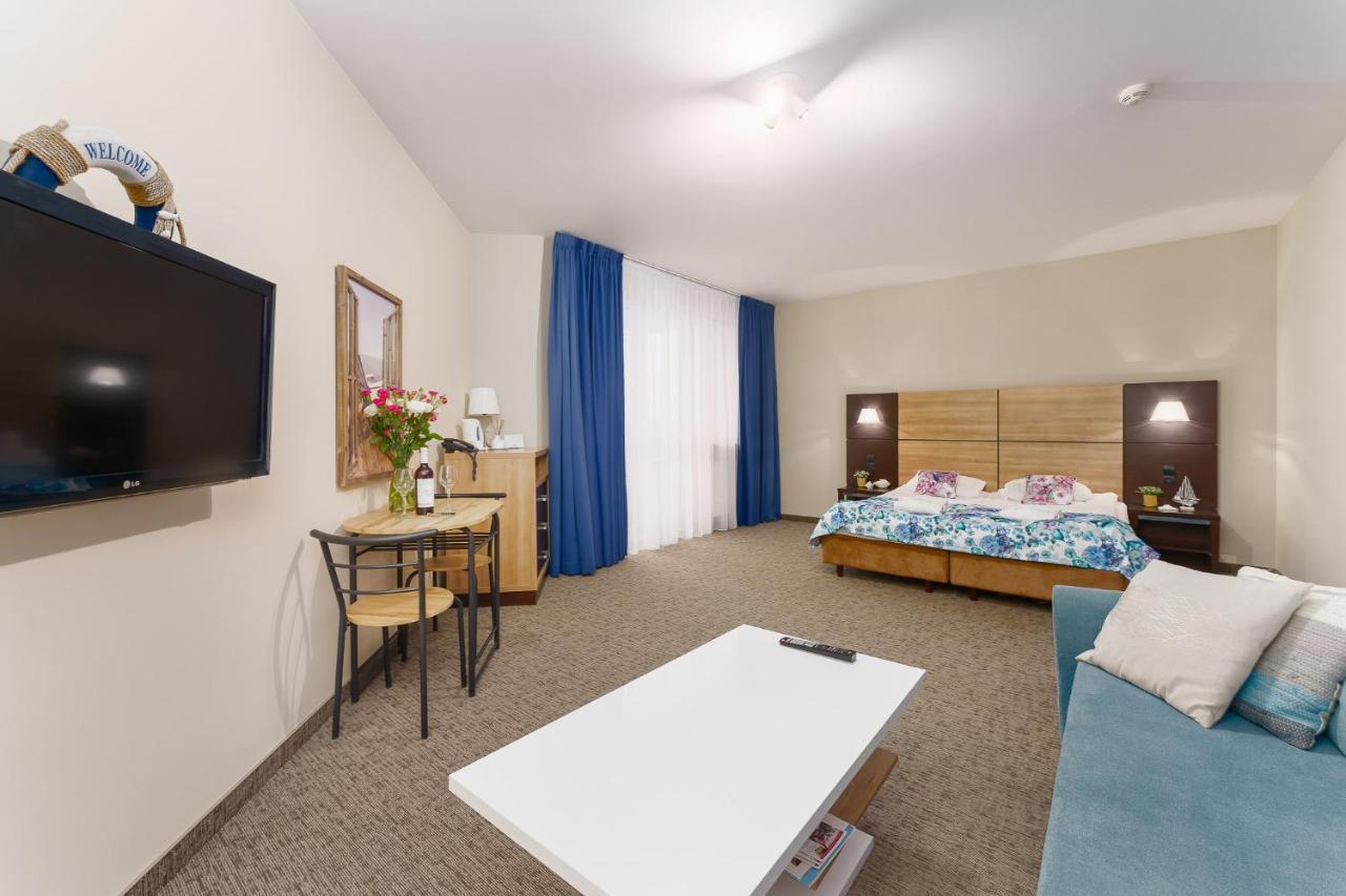 Apartamenty Prywatne W Hotelu Przy Plazy Diva Kolobřeh Exteriér fotografie
